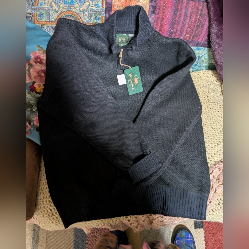 Stillwater Men's Black Sweater